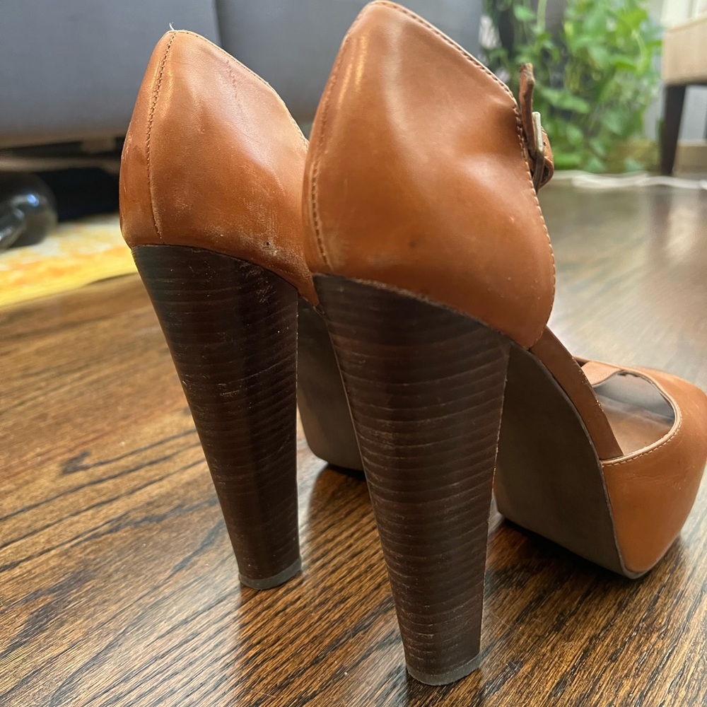 Steve Madden Platform Sandals - Picture 5 of 5